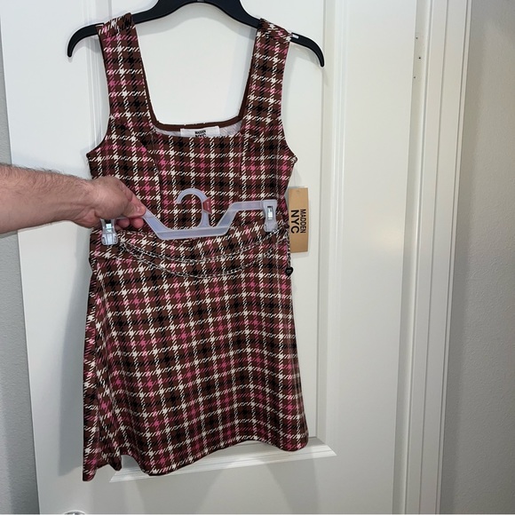 Brand New w/tag Madden NYC Women's Tank Top With Chain Belt Skirt Set size M 7-9 - Picture 7 of 11